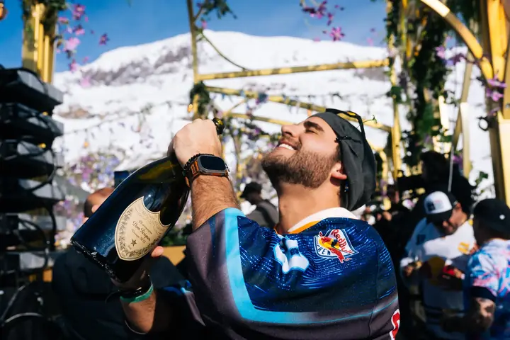 LTrip guests at Tomorrowland Winter 2026 in Alpe d'Huez